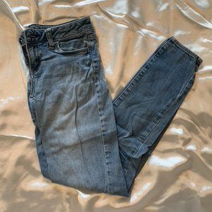 American Eagle Medium Wash Stretch Jeggings - Size 4